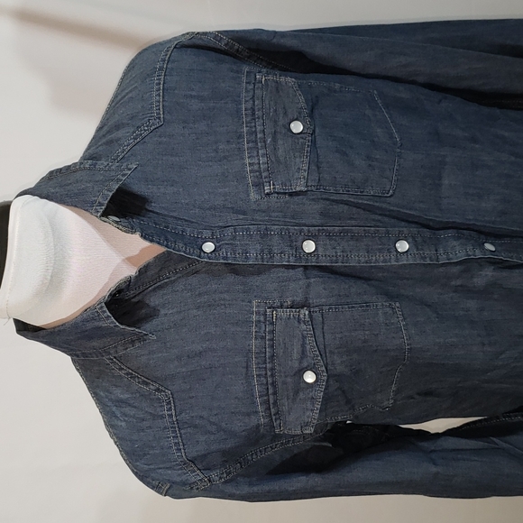 EUC Urban Pipeline Pearl Snap Denim Top Small - Picture 2 of 7